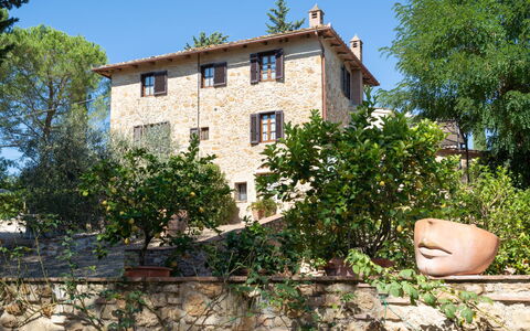 Il Sangiovese: Gebouw, Fabriek, Lucht, Venster, Boom, Huis, Land Lot, Verblijf, Facade