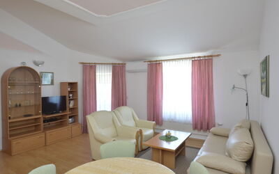 Accommodatie:&nbsp;Zwei Rosen (Pul553) 701.5