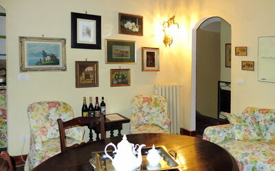 Tortora (Act101) 604.2: Kamer, Eigendom, Interieur Ontwerp, Woonkamer, Meubilair, Huis, Muur, Geel, Gebouw, Huis