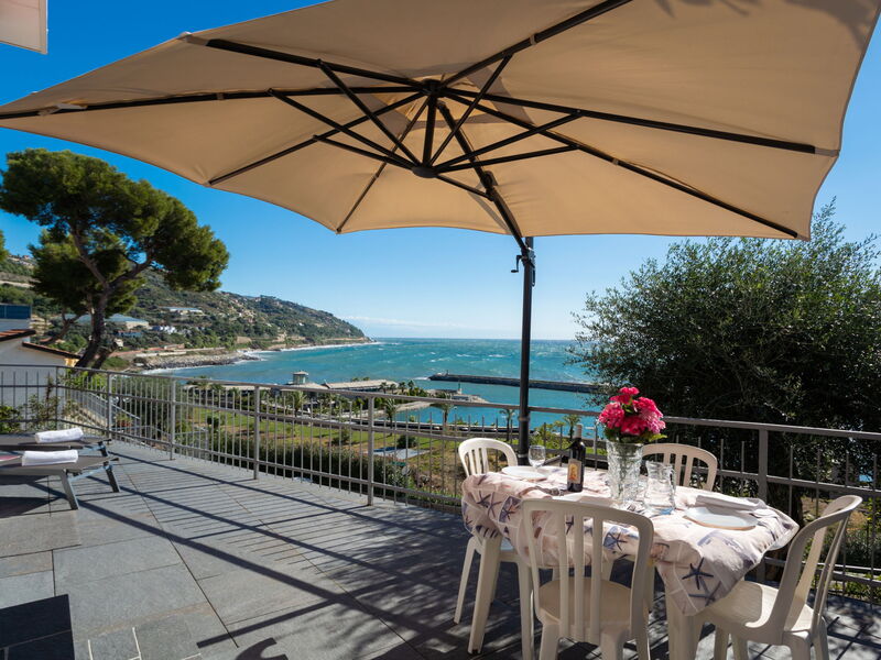 San Lorenzo al Mare 640