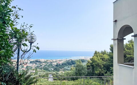 Pietra Ligure 612: Zee, Oceaan, Balkon