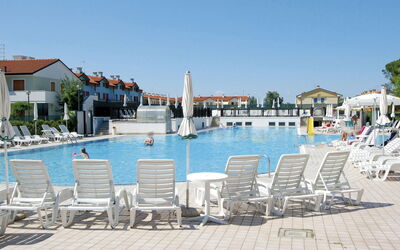 Rosolina Mare 650: Toevlucht, Vakantie, Zwembad,  Dorf\, Gebouw, Zomer, Toerisme, Meubilair, Vrije Tijd, Onroerend Goed