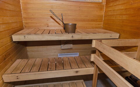 Hiisiranta D1: Meubilair, Stoel, Buitenmeubels, Tafel, Hout, Buitentafel, Keuken En Eettafel, Schaduw, Tuin, Paraplu
