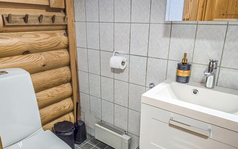 Kolin Vernetti 1: Meubilair, Stoel, Buitenmeubels, Tafel, Hout, Buitentafel, Keuken En Eettafel, Schaduw, Tuin, Paraplu