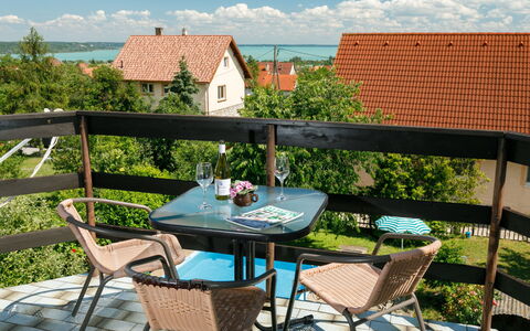 Antal: Meubilair, Buitenmeubels, Stoel, Tafel, Buitentafel, Schaduw, Koffietafel, Keuken En Eettafel, Balkon, Beits