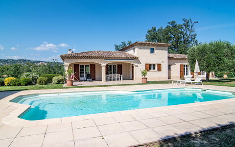 Villa Gaïa: Water, Lucht, Eigendom, Fabriek, Gebouw, Zwembad, Azure, Boom, Rechthoek, Huis