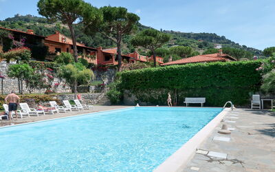 Botti - Ventimiglia, Ligurië, Italië