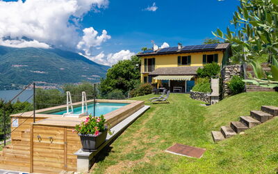 Varenna 634: Zwembad, Bergketen, Eco Hotel, Toevlucht, Landgoed, Vallei, Villa, Landscaping, Badplaats, Backyard