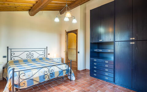 Casa Daniela (Gam310): Slaapkamer, Kamer, Meubilair, Eigendom, Plafond, Bed, Interieur Ontwerp, Gebouw, Bed Frame, Laken