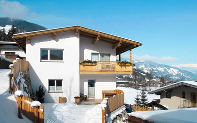Mayrhofen 816: Sneeuw, Winter, Eigendom, Huis, Berg, Onroerend Goed, Lucht, Gebouw, Heuvel Station, Huis