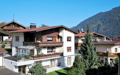 Kaltenbach 652: Woongebied, Eigendom, Gebouw, Huis, Bergdorp, Onroerend Goed, Huis, Buurt, Appartement,  Dorf\