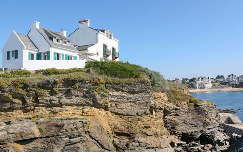 Les Roches: Eigendom, Voorgebergte, Klif, Kust, Zee,  Felsen\, Kust, Kust En Oceanic Landvormen, Huis, Klippe