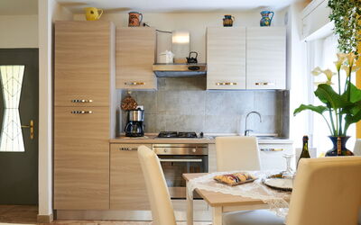 Casa del Pergulin (Lmz325)