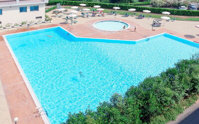San Vincenzo 651: Zwembad, Toevlucht, Vrije Tijd, Thermae, Hotel, Badplaats, Eco Hotel, Buitenmeubels, Hacienda, Villa