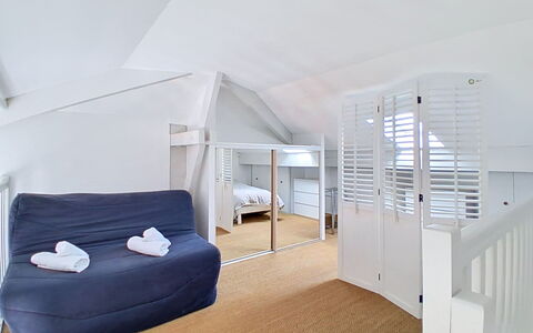 Lacanau 280: Verdieping, Flooring, Interieur Ontwerp, Meubilair, Plafond, Appartement, Huis, Kamer, Bed, Slaapkamer