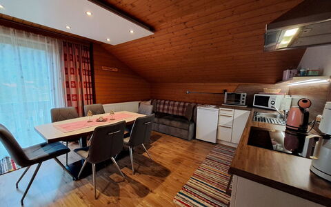 Schragl: Meubilair, Eigendom, Tafel, Hout, Architectuur, Interieur Ontwerp, Countertop, Flooring, Toestel Van De Keuken, Verdieping