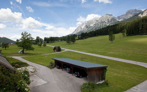Ramsau am Dachstein 616: Fabriek, Landschap, Land Lot, Landelijk Gebied, Cumulus, Bergketen, Grasland, Tuin, Heuvel Station, Beton
