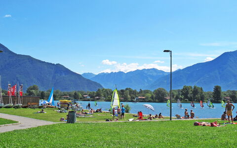 Gera Lario 618: Water, Lucht, Berg, Wolk, Fabriek, Azure, Meer, Natuurlijk Landschap, Hoogland, Vrije Tijd