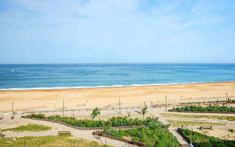 Hossegor 40: Blauw, Strand, Zwemwater, Horizon, Kust, Zee, Kust En Oceanic Landvormen, Kust, Zomer, Landschap