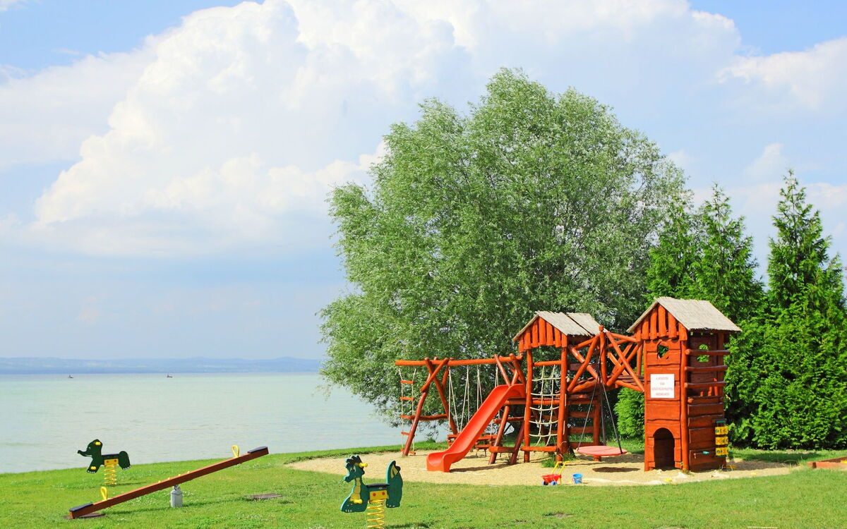 Balaton 2106