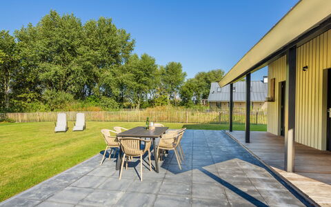 Oesterdam Resort: Eigendom, Onroerend Goed, Huis, Huis, Werf, Gebouw, Backyard, Landgoed, Architectuur, Boom
