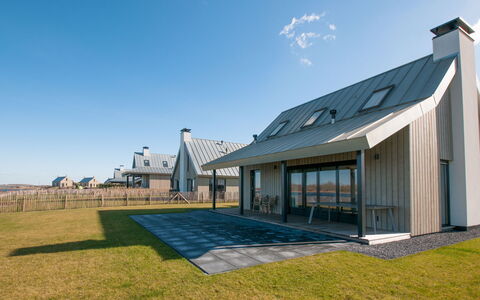 Oesterdam Resort: Eigendom, Huis, Huis, Gebouw, Onroerend Goed, Architectuur, Dak, Landgoed, Gras, Woongebied