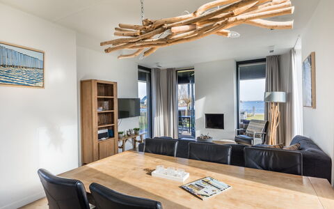 Oesterdam Resort: Kamer, Eigendom, Interieur Ontwerp, Meubilair, Gebouw, Plafond, Woonkamer, Tafel, Muur, Huis