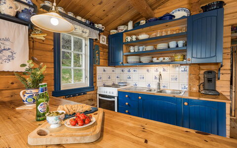 Fjellro: Hout, Huis, Verblijf, Beits, Hardwood, Keuken, Verf, Blokhut, Plank, Cabinetry