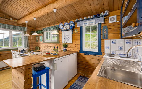 Fjellro: Hout, Verblijf, Huis, Huis, Keuken, Blokhut, Beits, Hardwood, Garden Gebouwen
