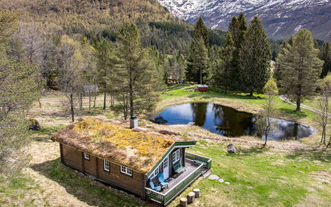 Fjellro: Natuurlijk Landschap, Landschap, Huis, Verblijf, Hoogland, Landelijk Gebied, Hut, Bergketen, Vallei, Heuvel Station