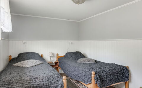 Björkebo: Eigendom, Gebouw, Comfort, Hout, Verlichting, Interieur Ontwerp, Huis, Verdieping, Flooring