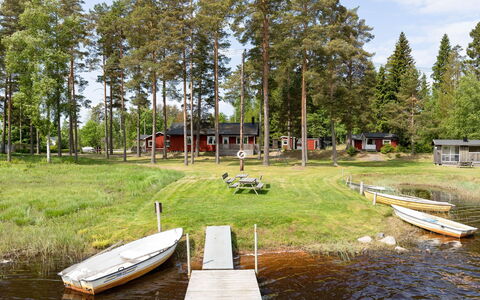 Gissarp Gryningen: Water, Fabriek, Watervoorraden, Lucht, Wolk, Boot, Voertuig, Natuur, Boom, Natuurlijk Landschap