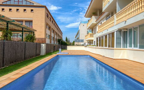 Residencial Roma: Zwembad, Eigendom, Onroerend Goed, Gebouw, Huis, Huis, Condominium, Landgoed, Appartement, Woongebied