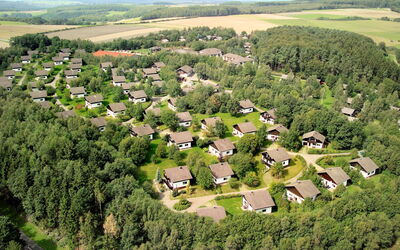 Thalfang 200: Fabriek, Eigendom, Lucht, Ecoregio, Natuur, Natuurlijk Landschap, Boom, Natuurlijke Omgeving, Land Lot, Vegetation