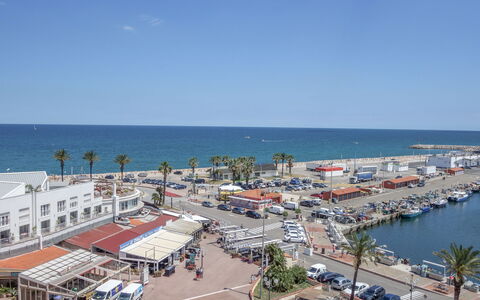 Ibis: Eigendom,  Dorf\, Lucht, Zee, Vakantie, Jachthaven, Toerisme, Strand, Kust, Onroerend Goed