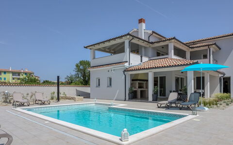 Dream House: Eigendom, Huis, Gebouw, Zwembad, Onroerend Goed, Huis, Villa, Landgoed, Architectuur, Vakantie