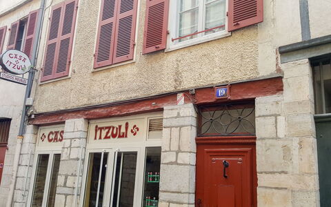 Casa Itzuli