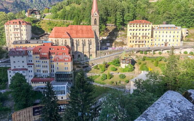 Bad Gastein 125: Gebouw, Buurt,  Dorf\, Huis, Woongebied, Spire, Menselijke Nederzetting, Toren, Dorp, Voorstad