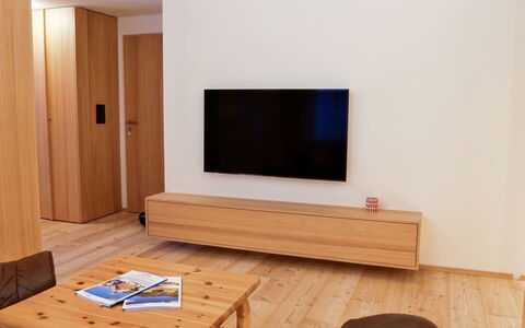 Armina: Flooring, Houten Vloer, Verdieping, Hout, Meubilair, Interieur Ontwerp, Laminaatvloer, Hardwood, Kamer, Woonkamer
