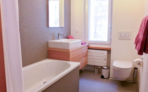 Armina: Badkamer, Loodgieterswerkinrichting, Wastafel In De Badkamer, Interieur Ontwerp, Flooring, Wastafel, Verdieping, Kraan, Toilet, Badkamerkast