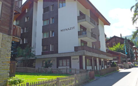 Monazit: Woongebied, Eigendom, Buurt, Huis, Gebouw, Architectuur, Huis, Onroerend Goed,  Dorf\, Appartement