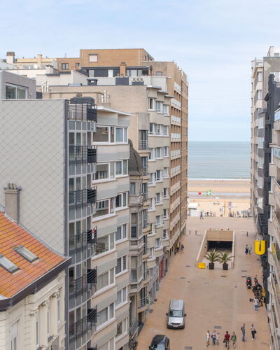Rooftop Breeze with Parking
