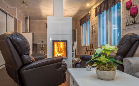 Pertunmaa 603: Flooring, Hout, Meubilair, Interieur Ontwerp, Verdieping, Houten Vloer, Kamer, Haard, Verlichting, Woonkamer