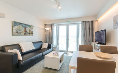 Isabelle with Parking and Shared Pool 230.1: Kamer, Eigendom, Meubilair, Woonkamer, Interieur Ontwerp, Gebouw, Suite, Onroerend Goed, Verdieping, Huis