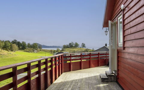Fjordglytt: Lucht, Fabriek, Gebouw, Hek, Boom, Hout, Huis, Land Lot, Verblijf