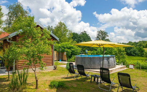 Tina: Wolk, Fabriek, Lucht, Eigendom, Plantengemeenschap, Natuurlijk Landschap, Plantkunde, Schaduw, Tafel, Boom