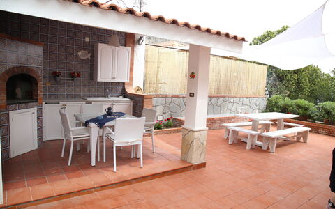 Villa Di Sofia: Eigendom, Gebouw, Kamer, Huis, Interieur Ontwerp, Meubilair, Verdieping, Onroerend Goed, Architectuur, Patio