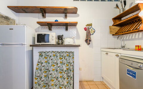 Ridaldi: Cabinetry, Eigendom, Gebouw, Keuken, Interieur Ontwerp, Hout, Verdieping, Muur, Lijn, Flooring