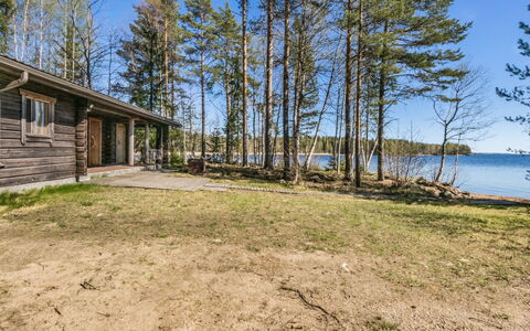 Kesäranta 7: Meubilair, Stoel, Buitenmeubels, Tafel, Hout, Buitentafel, Keuken En Eettafel, Schaduw, Tuin, Paraplu