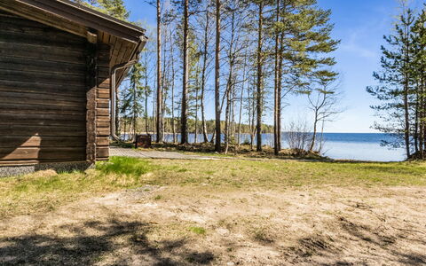 Kesäranta 7: Meubilair, Stoel, Buitenmeubels, Tafel, Hout, Buitentafel, Keuken En Eettafel, Schaduw, Tuin, Paraplu